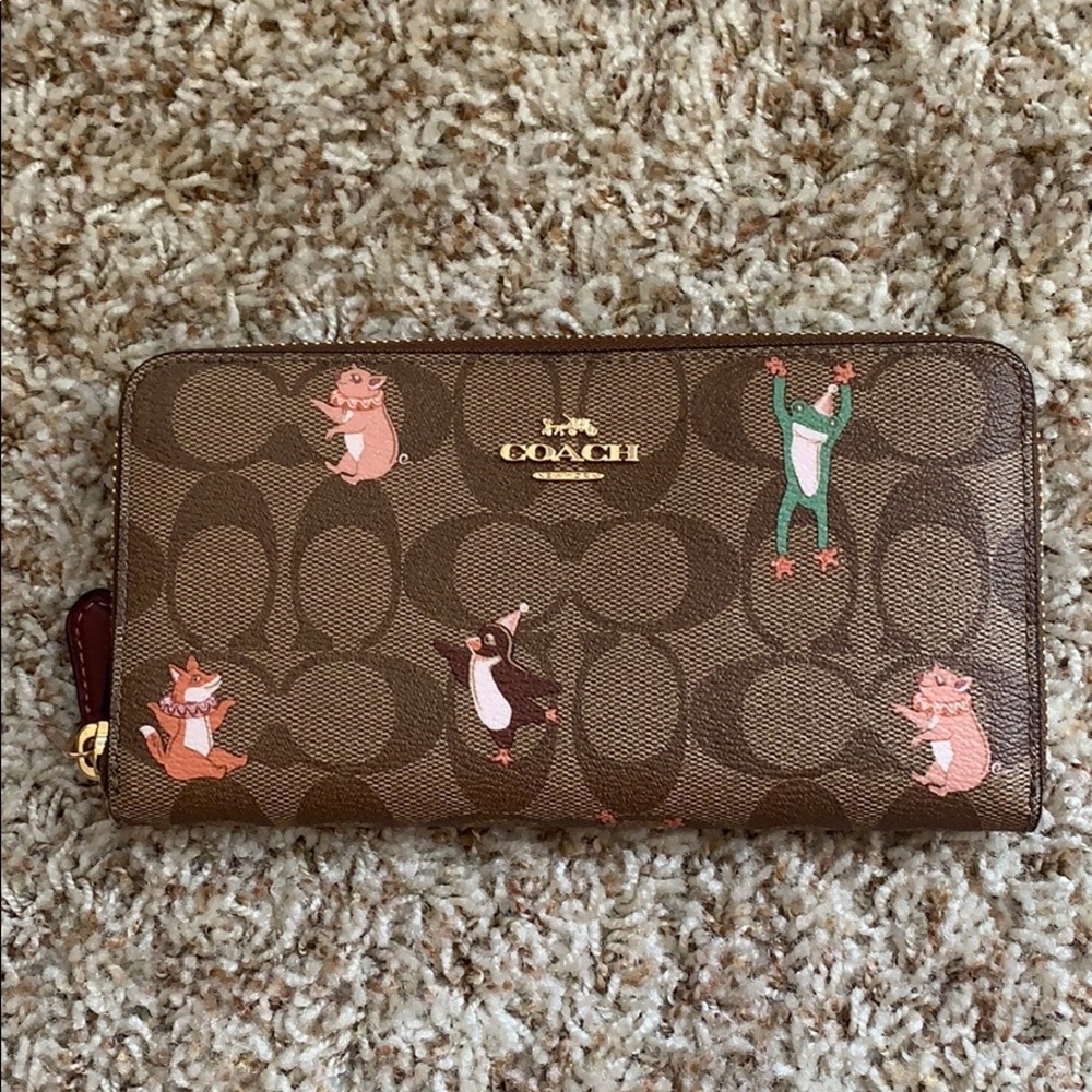 Coach animal party print wallet